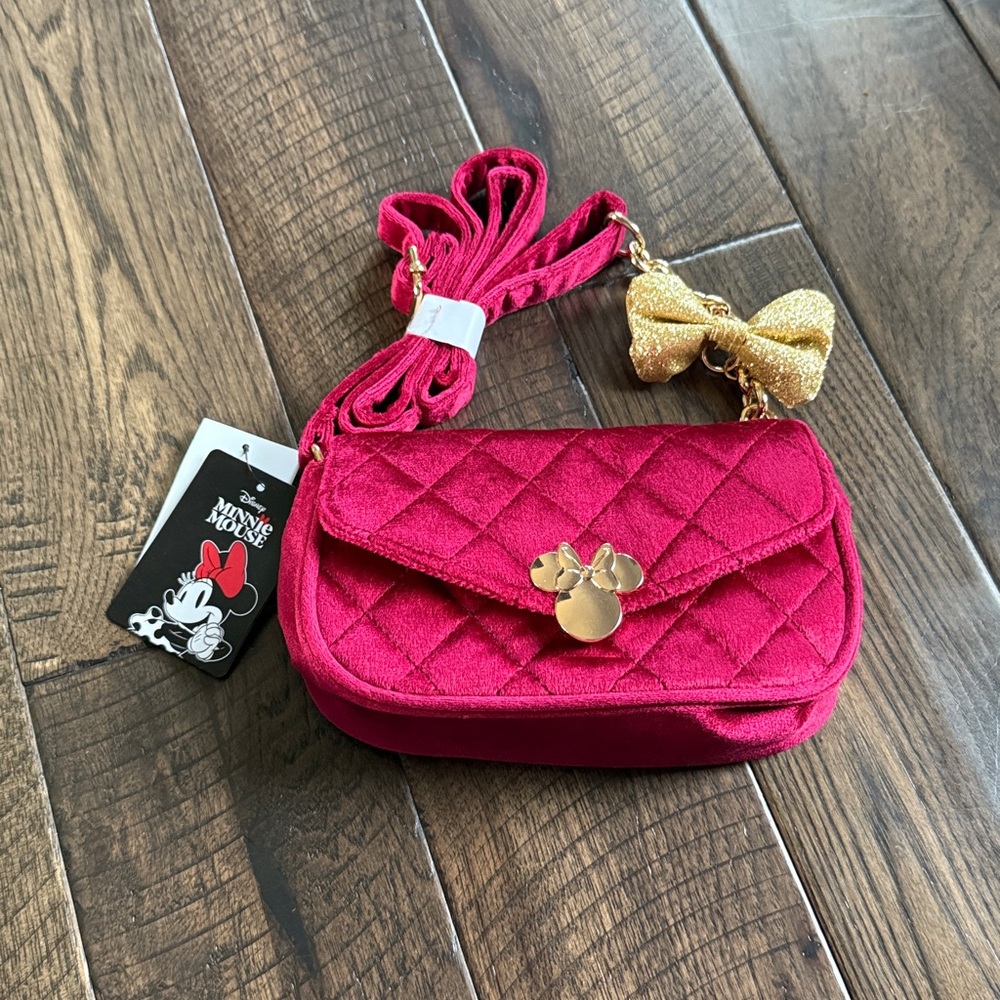 Bioworld Disney Minnie Mouse quilted crossbody‎ burgundy red bag purse NWT
